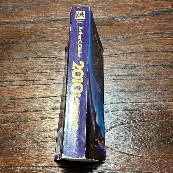 2010: Odyssey Two Sequel to 2001 Space Odyssey Arthur C. Clarke Science Fiction - Picture 3 of 4